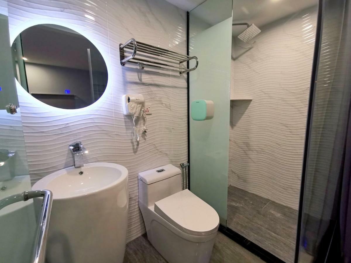Wow Hotel Penang George Town Extérieur photo